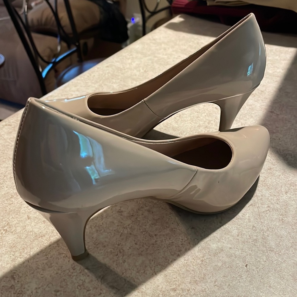 Jelly pop nude heels. Size 8.5. 3” heel